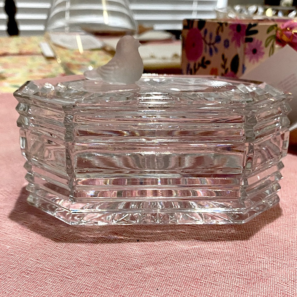 Vintage 1970s Hofbauer, German “Bird Collection” Candy/Trinket Box EC24% Crystal